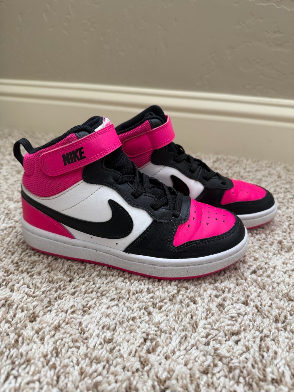 Nike Court Borough Little Kids Mid-Top Sneakers in Hot Pink, Black & White